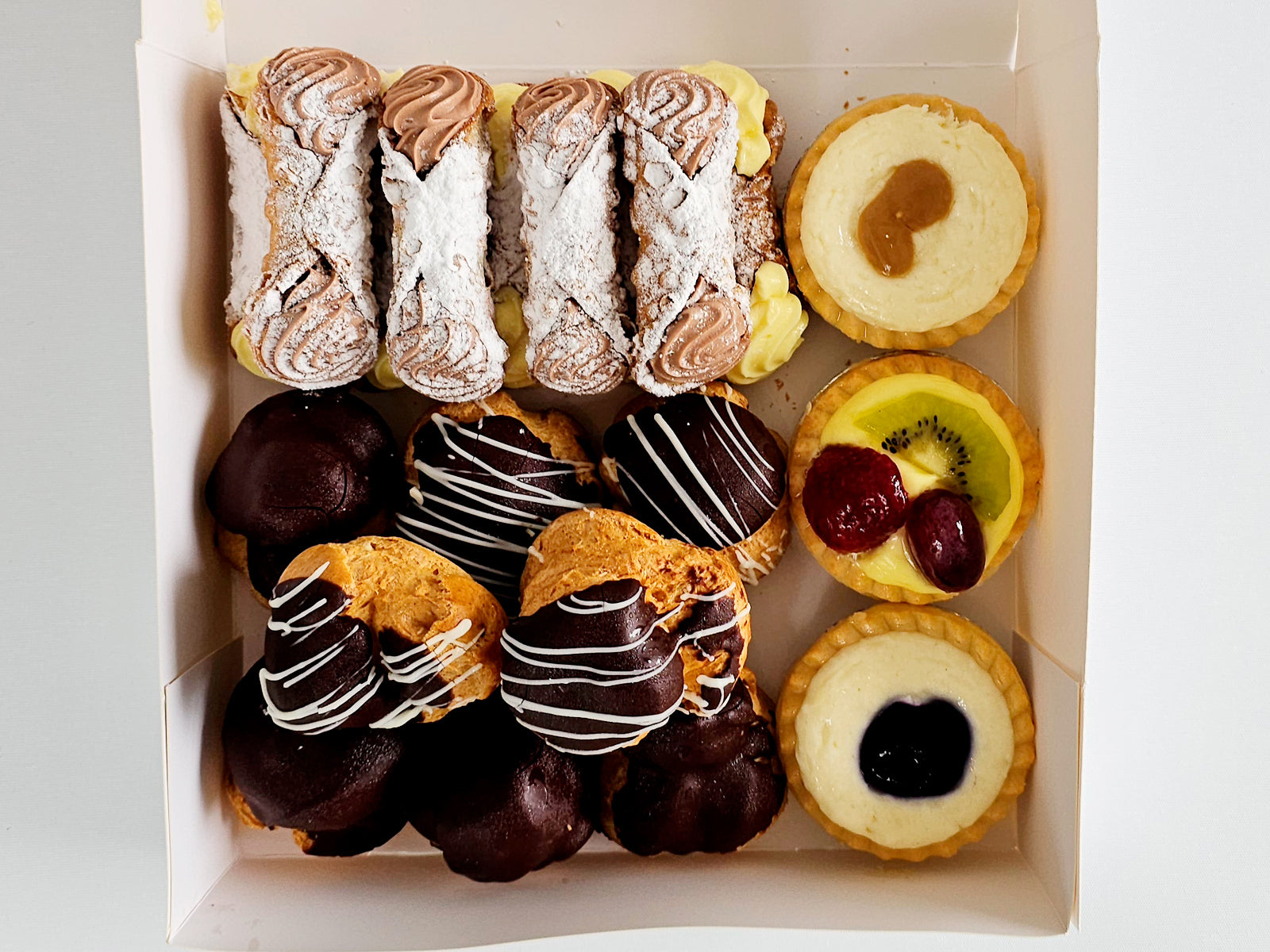Mini Tray (20) – Dolce Cannoli and Co